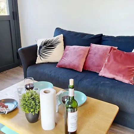 Expat Renting - La Cathedrale - - Wifi *